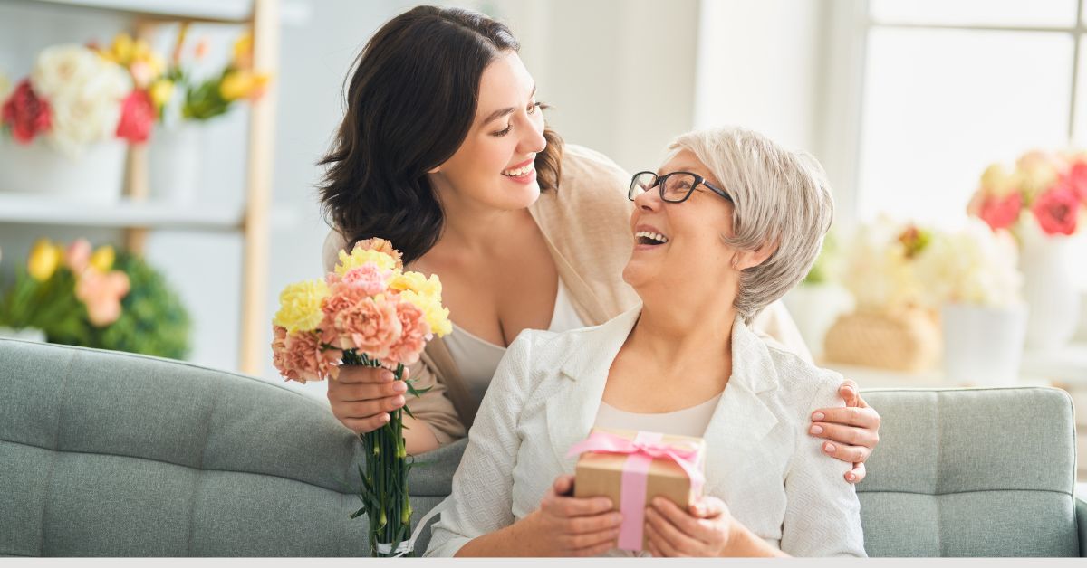 Muttertags-Geschenkguide 2025: Liebevolle & Kuschelige Ideen von komforshoptkissen.com